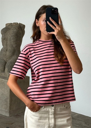 Mejse stripe tee Pink/Black Boii Studios 